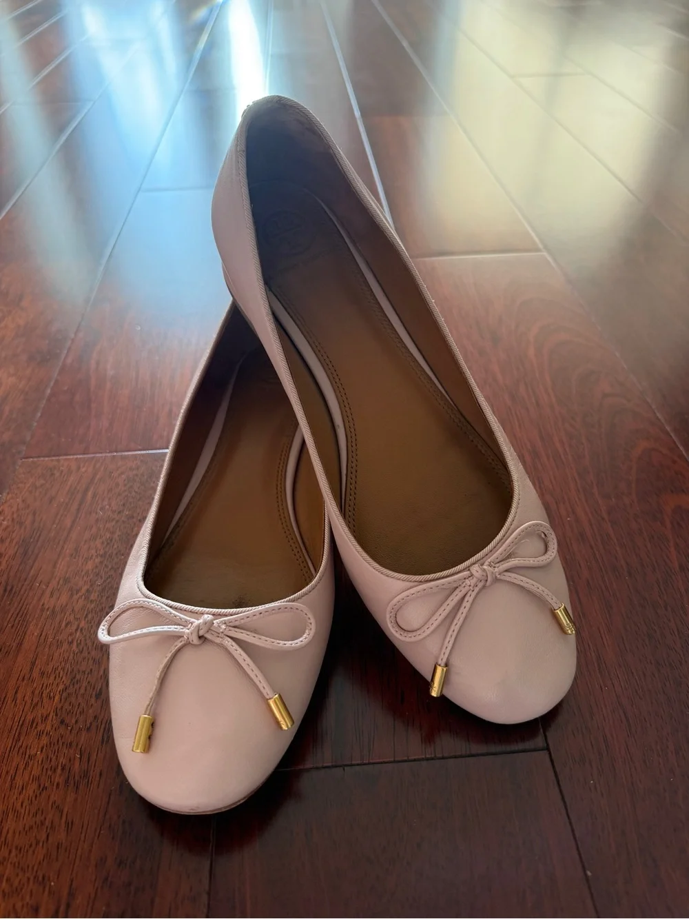 Tory Burch Pale Pink Leather Ballet Flats with Bow
